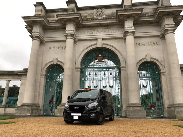 wheelchair friendly Nottingham taxi